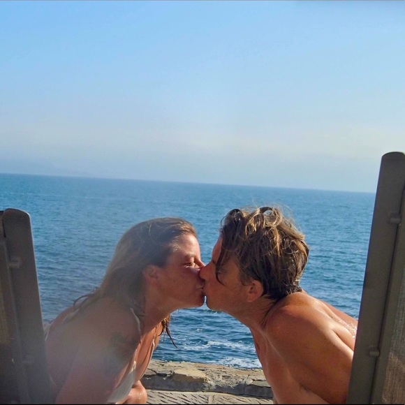 POSH AMBASSADOR⭐️@venturasunshine - Picture 7 of 8